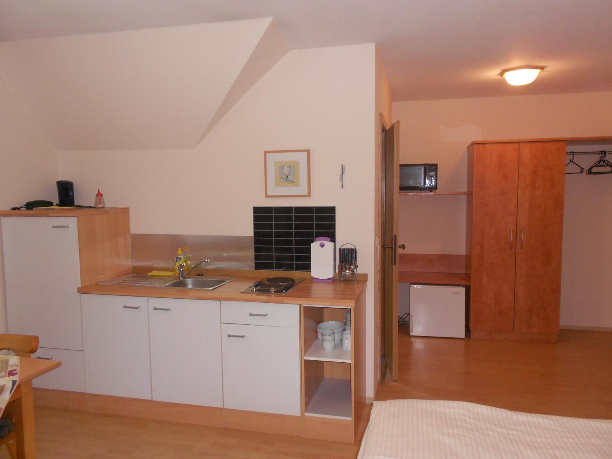 Apartment-Pension Schwalbennest Herzogenaurach Szoba fotó