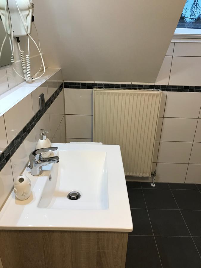 Apartment-Pension Schwalbennest Herzogenaurach Szoba fotó